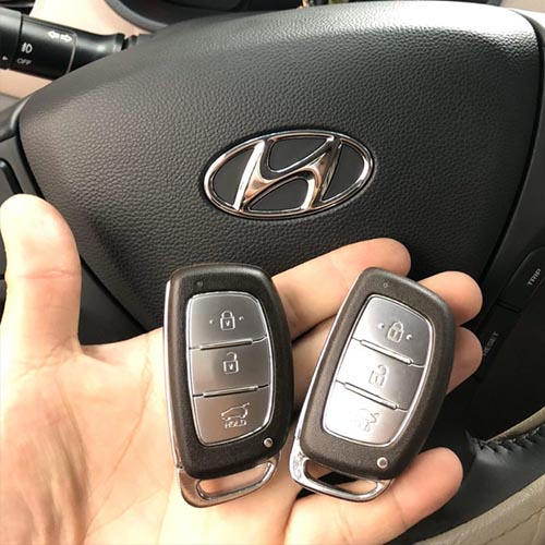 Bao da chìa khóa ô tô Hyundai CON BÒ CƯỜI Bọc chìa khóa i10 Elantra Tucson i20, da thật 100% bảo hành 2 năm