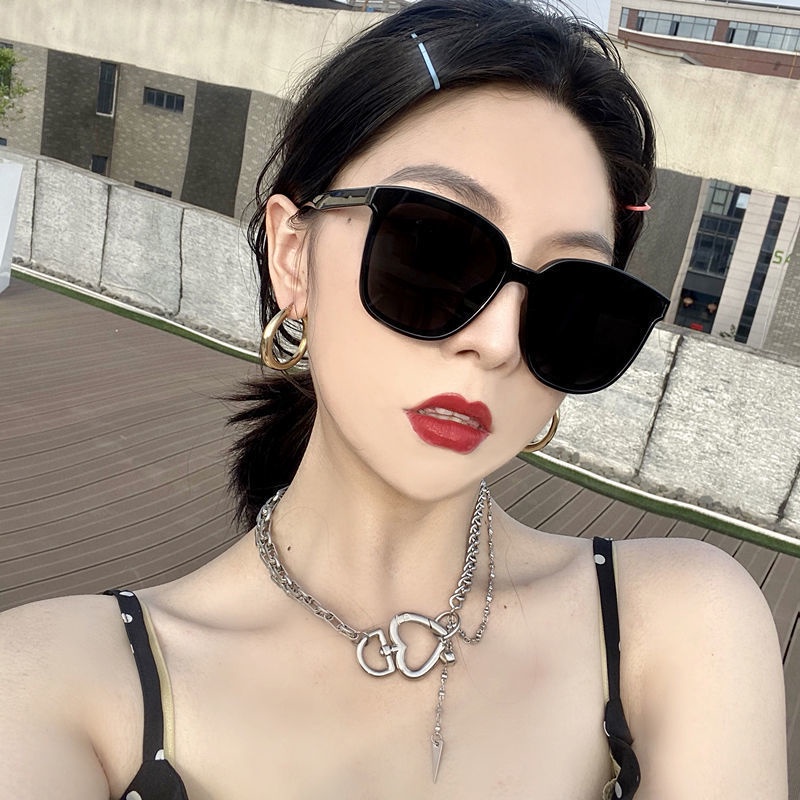 Kính Mát Hình Chữ V Mắt Mèo Màu Đen Thời Trang Dành Cho Nữ 7