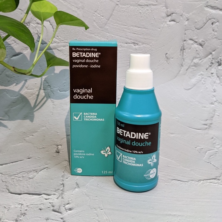Dung Dịch Vệ Sinh Phụ Khoa Betadine Vaginal Douche 125ml