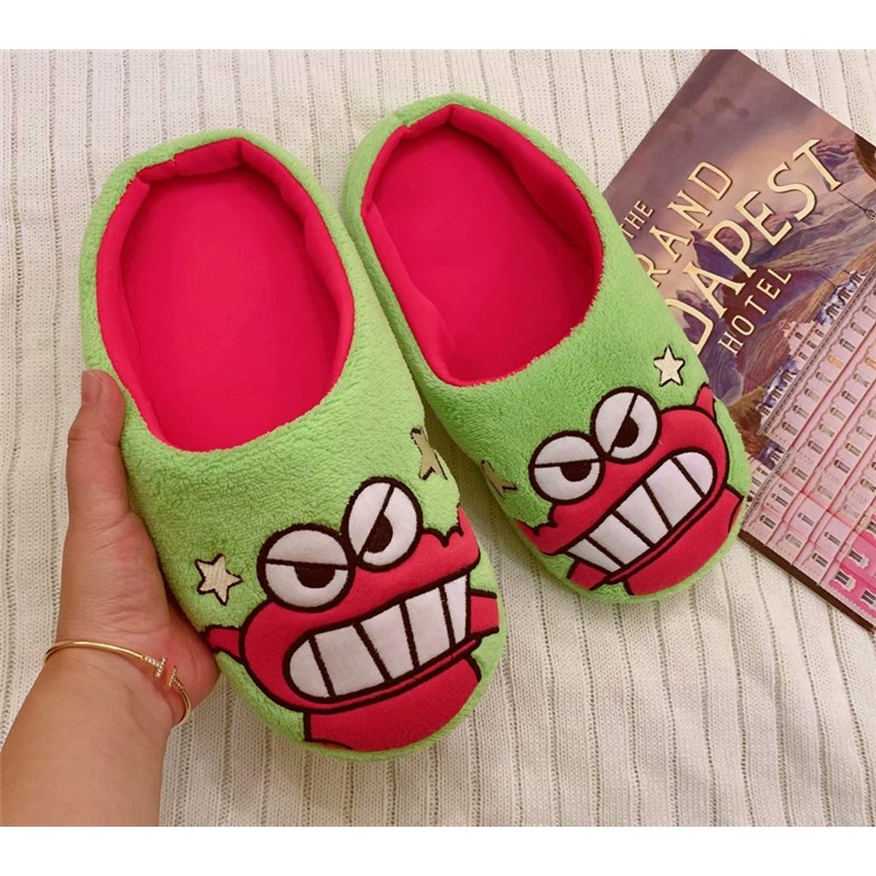 Dép Bông Đi Trong Nhà Chống Trượt Hình Cậu Bé Bút Chì Shin Dễ Thương