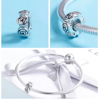 Charm hoa hồng liên kết