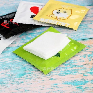 Khăn giấy ướt mini cồn kháng khuẩn không mùi