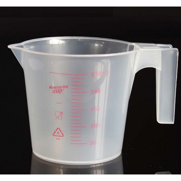 Cốc đong chất lỏng chữ đỏ 250ml (MS 075)