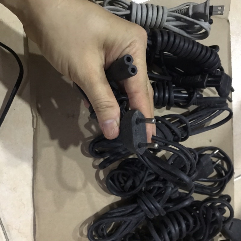 Dây nguồn số 8 bãi