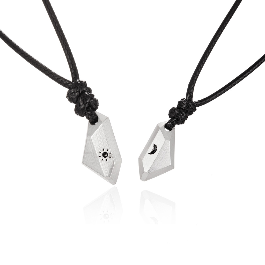 Set 2 Vòng cổ Mặt Đá Thủy Tinh Hình Mặt Trăng Thời Trang