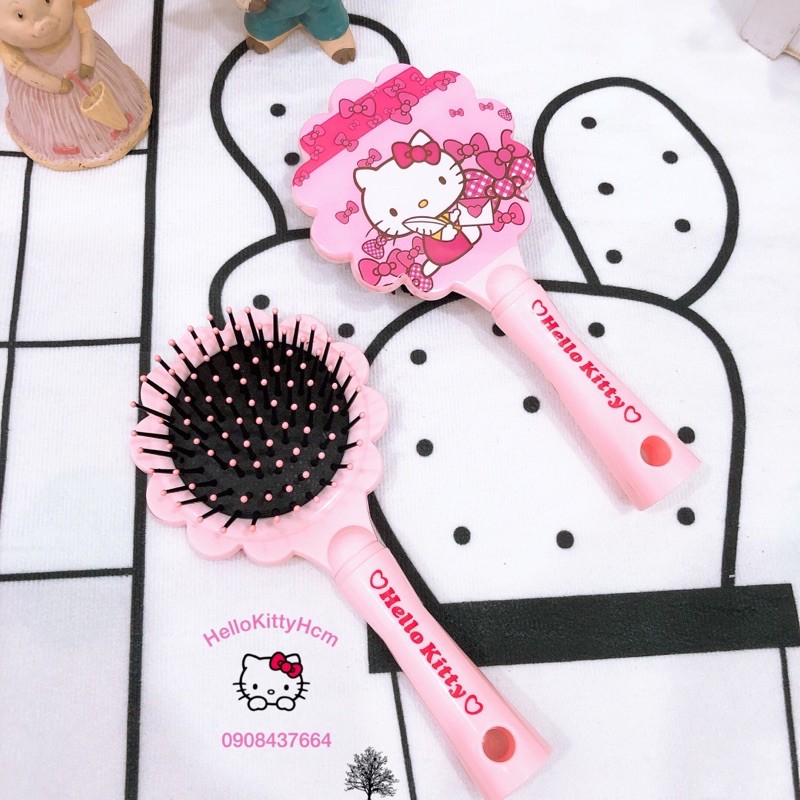 Lược gai tròn HelloKitty