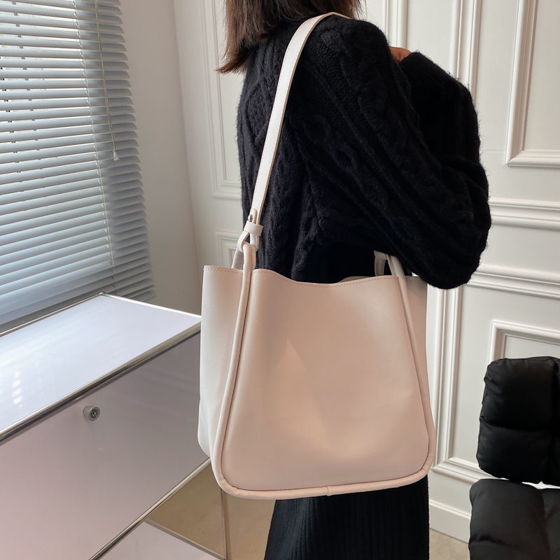 Túi bucket Đeo Chéo Cỡ Lớn 2022