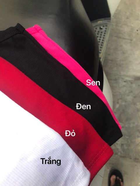 Áo ba lỗ khoét lưng sâu | BigBuy360 - bigbuy360.vn