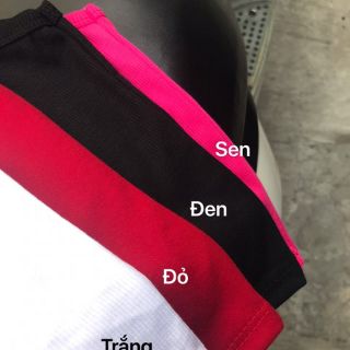 Áo ba lỗ khoét lưng sâu