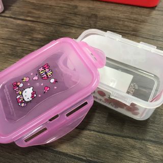 HỘP NHỰA HELLO KITTY LOCK&LOCK LKT818 460ML