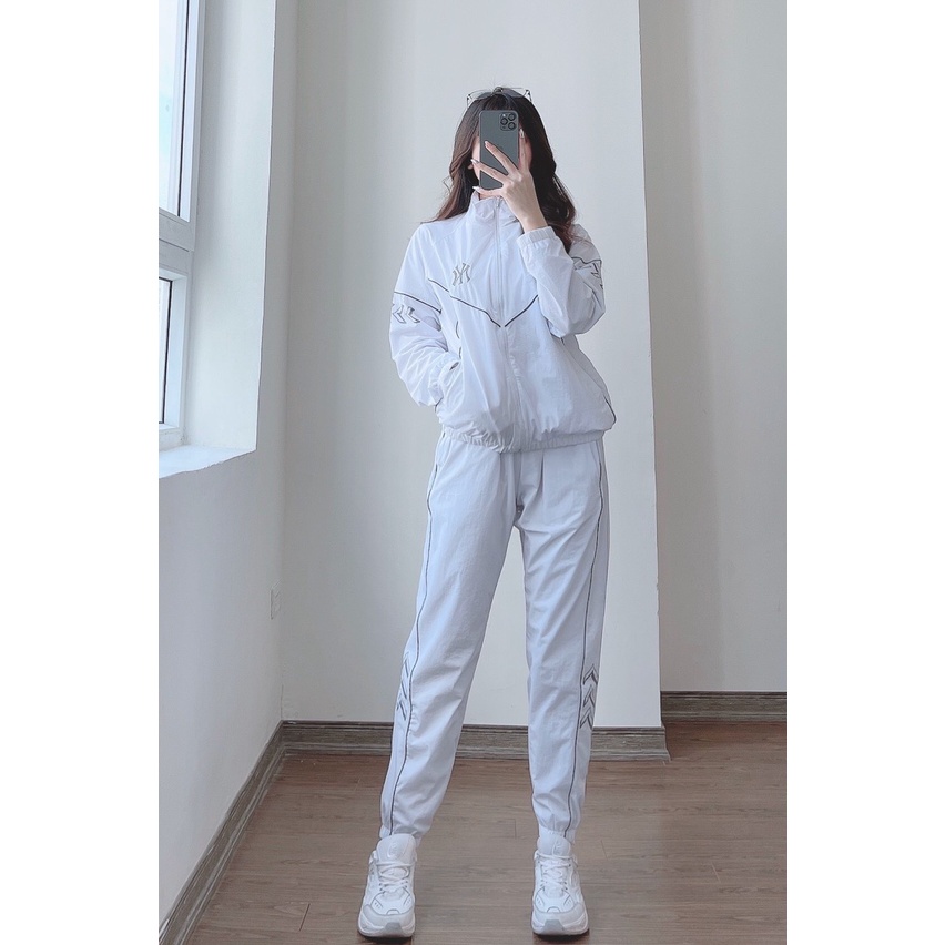 Set bộ gió trắng nữ 2 lớp ÁO LÓT LƯỚI N//Y, LƯNG SAU IN, NGỰC THÊU VIỀN. LOGO,KHOÁ TÚI QUẦN.