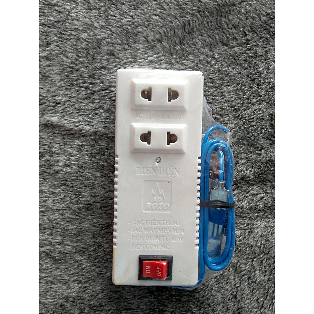 ◑∈Bộ chuyển đổi dòng điện bình acquy 12V sang 220V công suất 40W