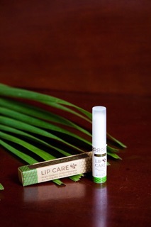 Combo 3sp dừa (dầu dừa 100ml, son dưỡng dầu dừa, xà bông tắm dừa) 135k còn 120k
