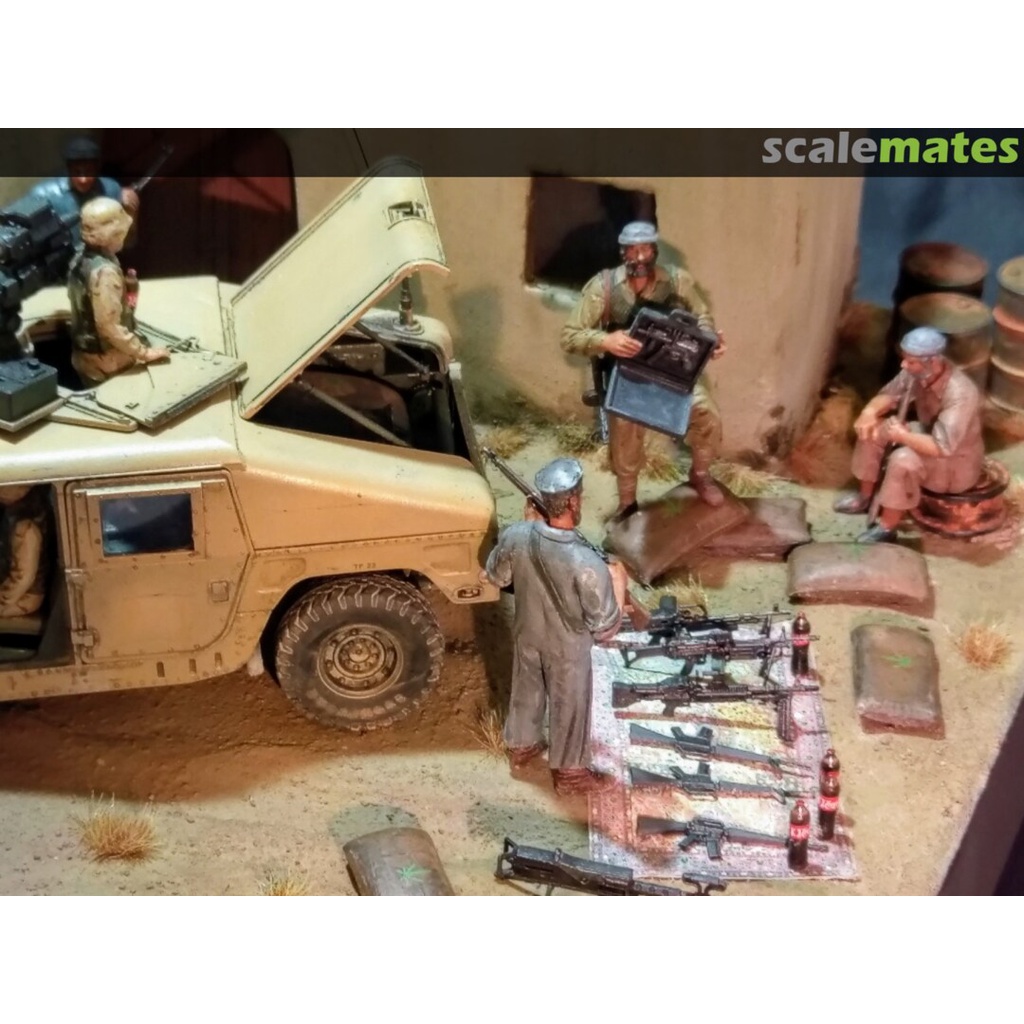 Mô hình lắp ráp xe quân sự bọc thép 1/35 M1046 Humvee TOW Missile Carrier 35267 - GDC