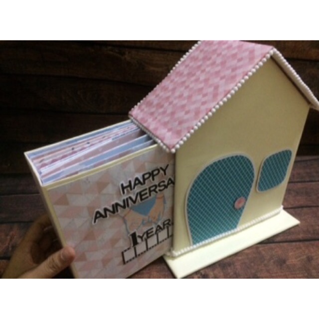 Scrapbook ngôi nhà hạnh phúc