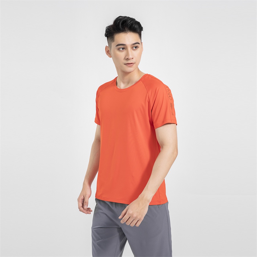 Áo thun nam ngắn tay ARISTINO thiết kế basic dễ mặc, chất áo bền màu,  chống nhăn - ATS027S1 màu cam