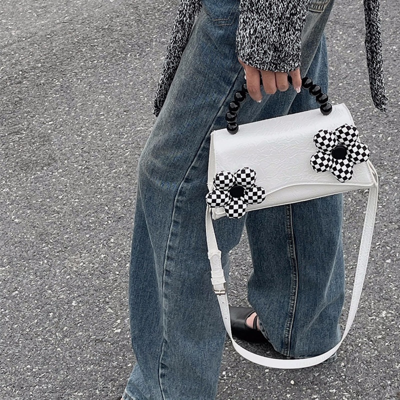 IELGY Túi Ielgy đeo vai/ cầm tay đính hoa họa tiết chìm dễ phối đồ cho nữ