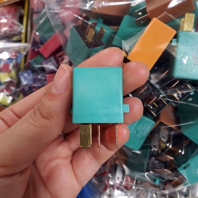 Rơle bãi nhật 4 chân 12V dài