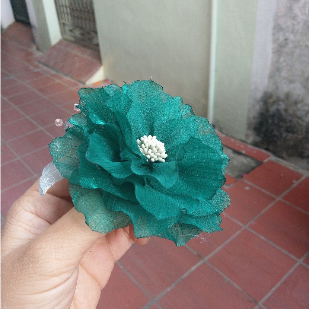 Hoa cài áo váy vải tơ xước cao cấp