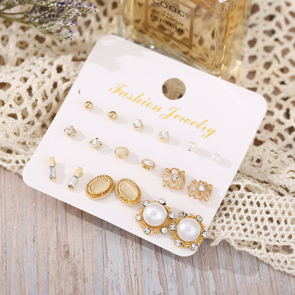 Set 18 Hoa Tai Đính Đá Và Ngọc Trai Nhân Tạo Thời Trang