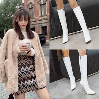 Giày boot gót nhọn cổ lửng da bóng màu trắng GBCL-01W2