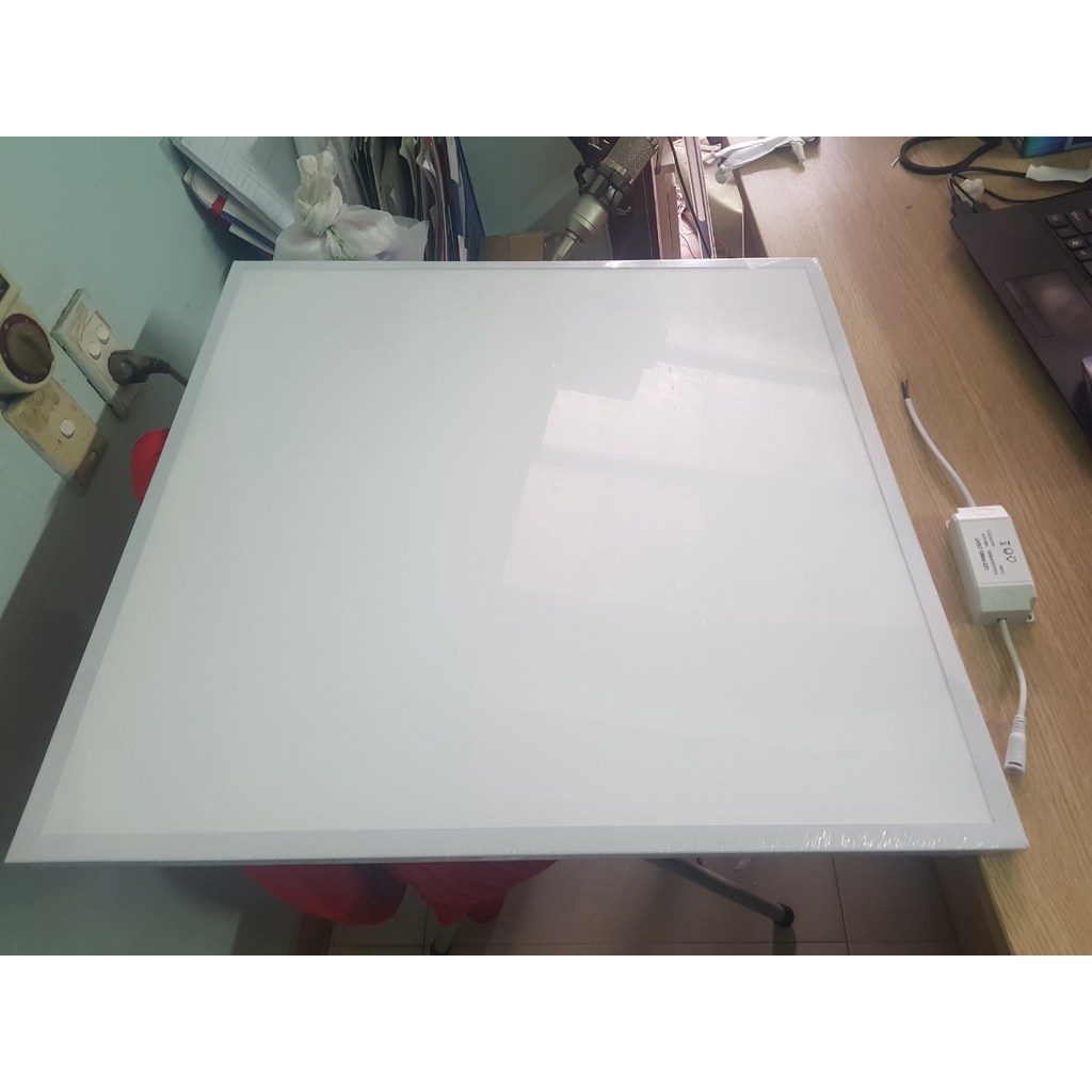 Đèn Panel âm trần kích thước 600x600 Công Suất 48W