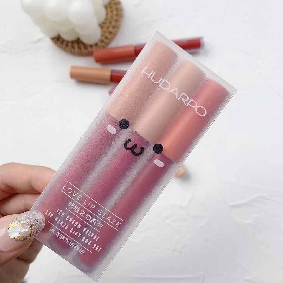 Set 3 son kem lì, nhẹ và mịn môi HUDAPRO đủ 2 Tone Love Lip Glaze NPP Shoptido