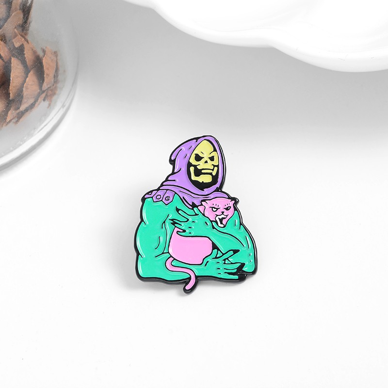 Ghim cài QIHE JEWELRY trang trí hình tử thần ôm mèo hoạt hình dễ thương cho bạn bè