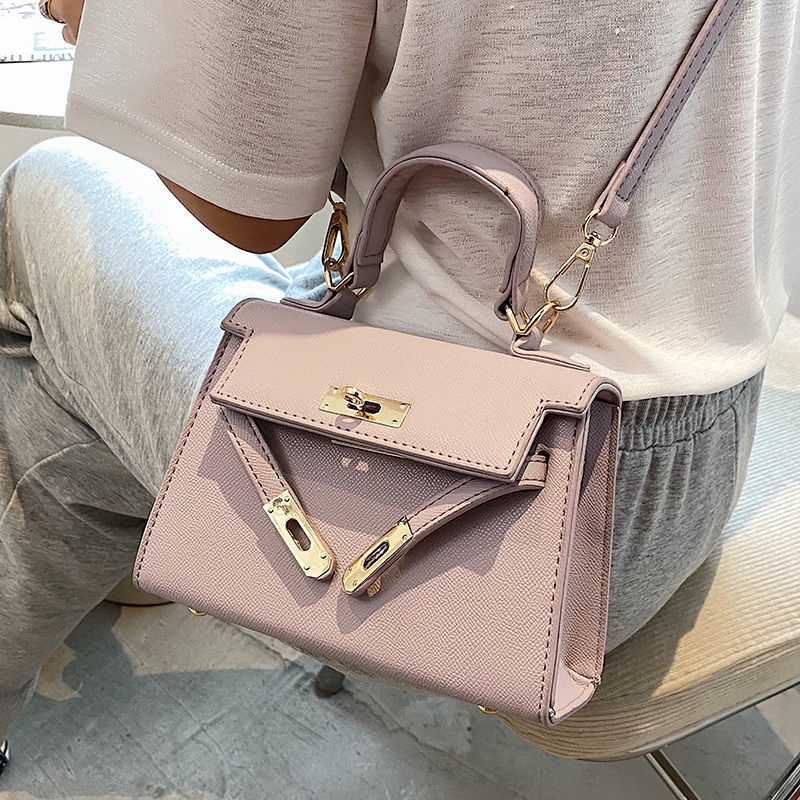 Túi Đeo Chéo Một Bên Vai Thiết Kế Thời Trang Cho Nữ 2022