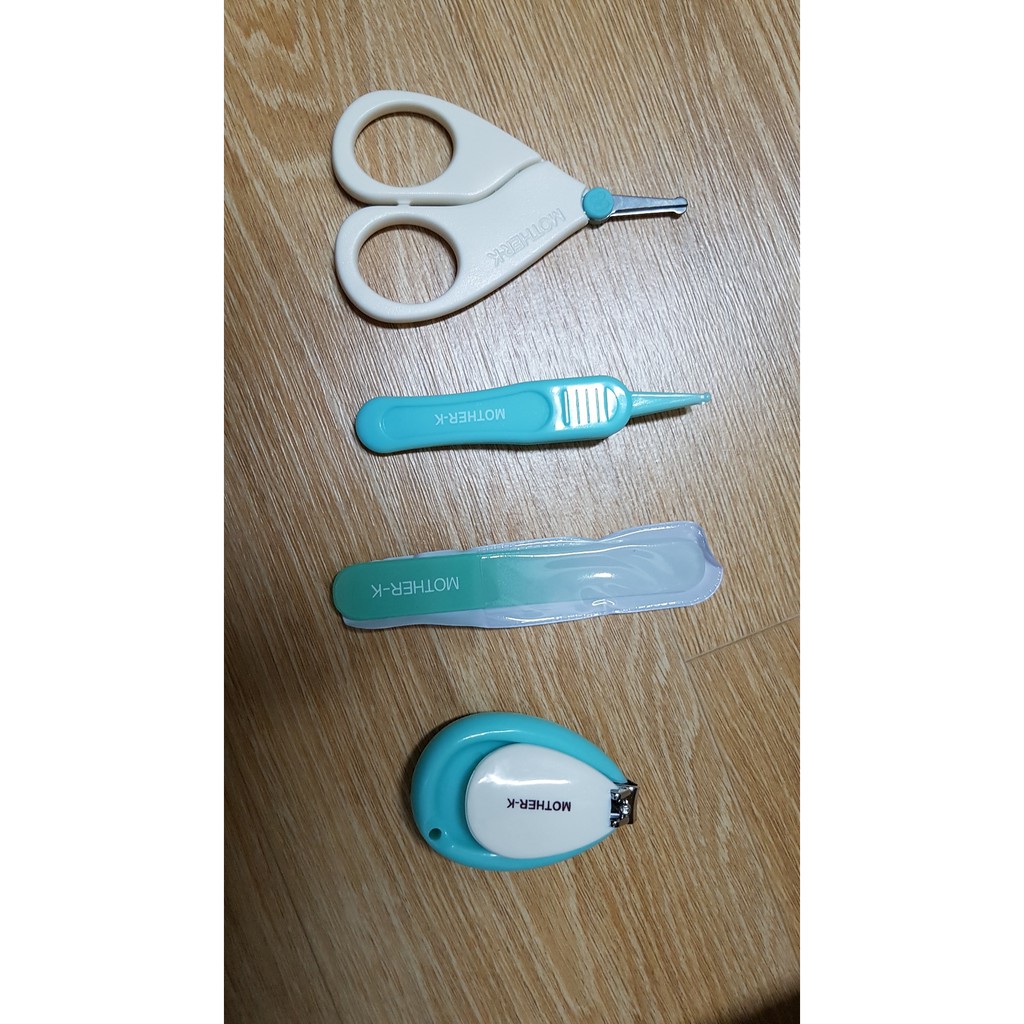 Morther_K Bộ cắt móng tay xách tay Hàn Quốc nhựa ABS an toàn cho bé sơ sinh