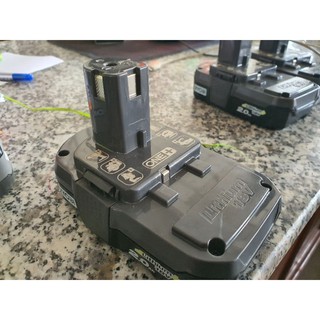 Pin Ryobi 18V lithium 2.0aH (Hàng đẹp )