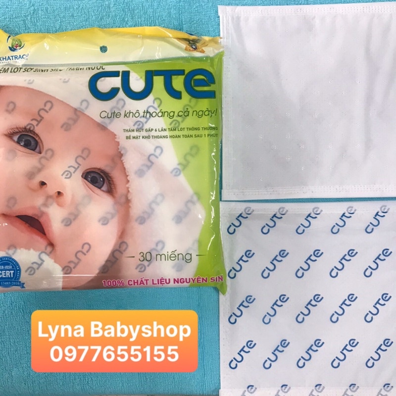 Tấm lót sơ sinh Cute