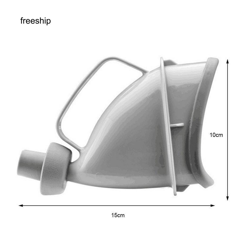 Dụng cụ đi vệ sinh trên xe hơi
