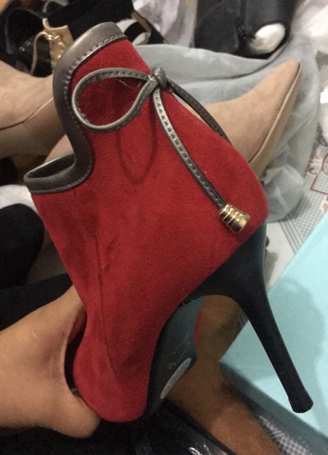 Boot da lộn màu đỏ nơ sau