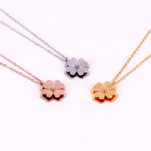 Dây Chuyền Cỏ 4 Lá Phun Cát Titan Ko Đen TT 3099