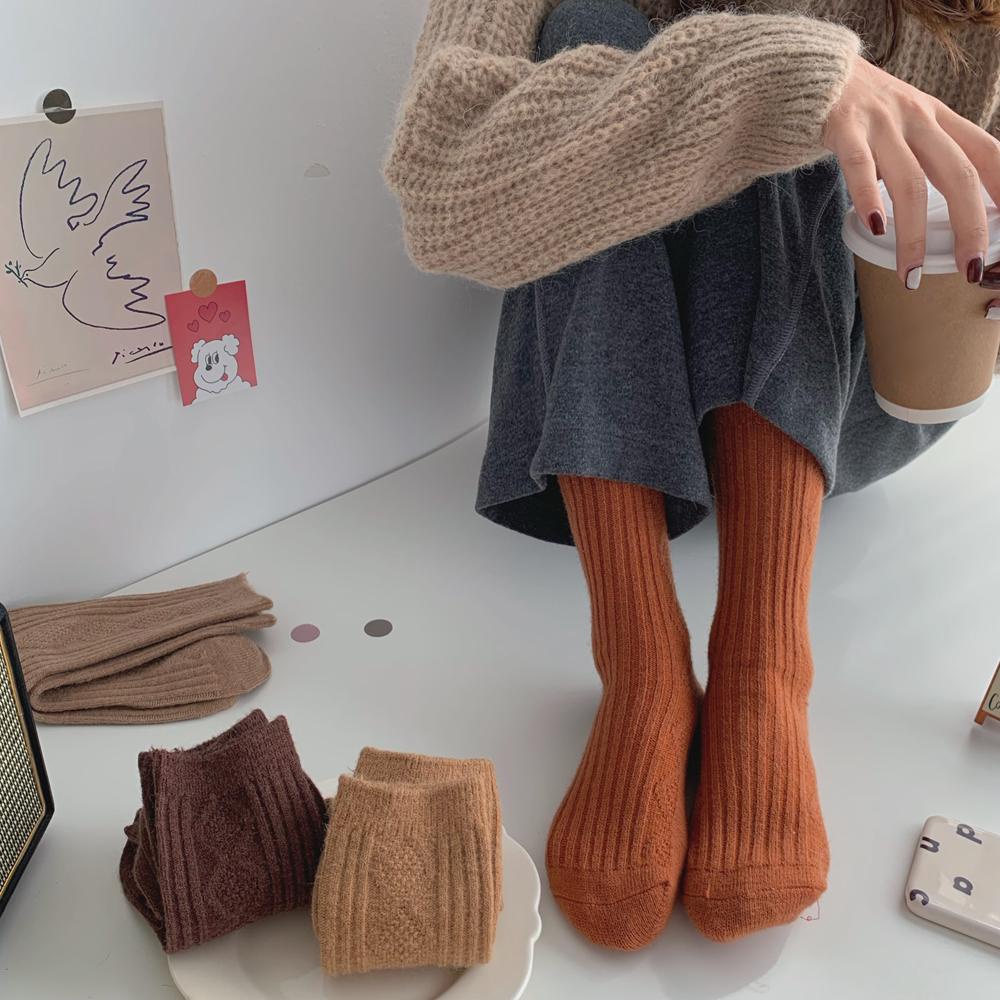 Đôi Tất Dệt Kim Màu Ngà Phong Cách Retro Thời Trang Mùa Thu Giản Dị Thoáng Mát