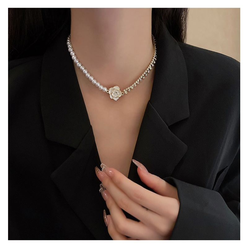 Vòng Cổ Choker Đính Hoa Trà Và Ngọc Trai zircon Thời Trang Sang Trọng Cho Nữ