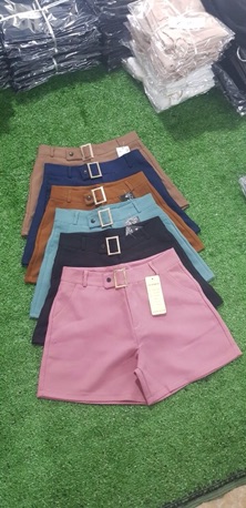 Quần short cạp cao