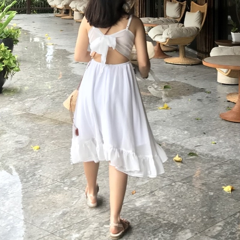 PASS ĐẦM XÒE MÀU TRẮNG LƯNG NƠ-1