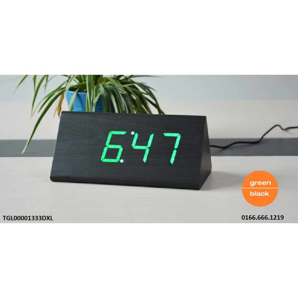 Đồng hồ Led gỗ để bàn Hình tam giác Plus