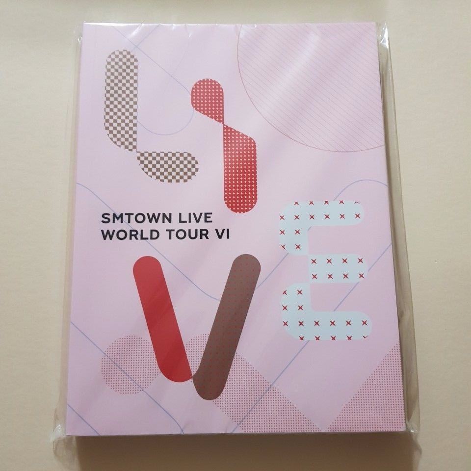 SMTOWN LIVE WORLD TOUR VI