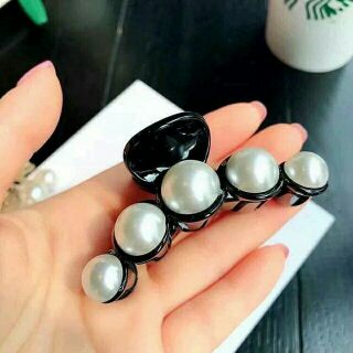 Kẹp tóc đính ngọc trai