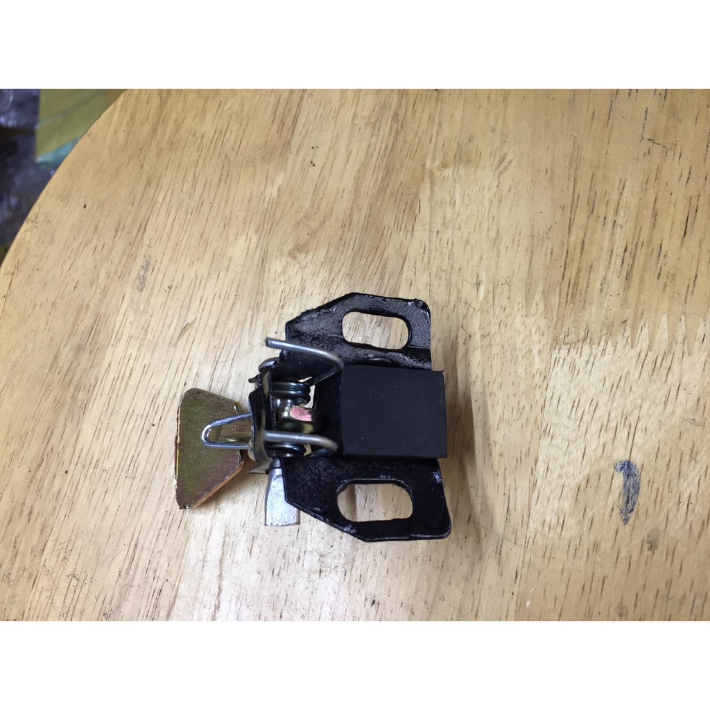 01 cò lẫy yên  hàng thái cho anh em dọn xe honda dame