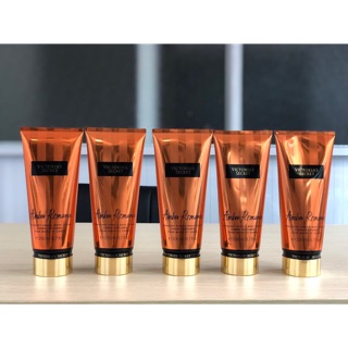 Dưỡng thể nước hoa Victoria Secret Amber 200ml