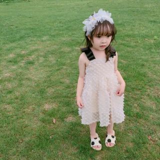 Đầm 2 dây nơ bé gái