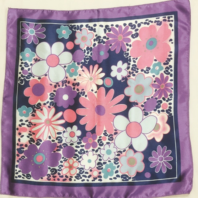 Khăn vuông lụa 50x50 Vintage 2nd