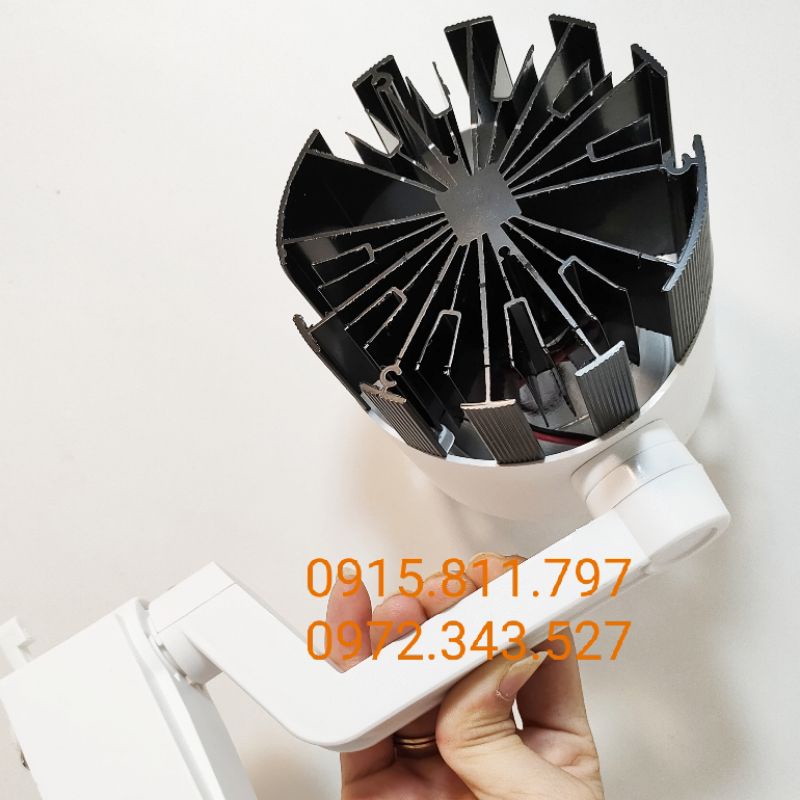 Đèn rọi ray,đèn rọi trắng cob 20w xoay 360 độ,ánh sáng đèn trắng - trung tính, đèn hỗ trợ chụp ảnh,livestream,chiếu sáng