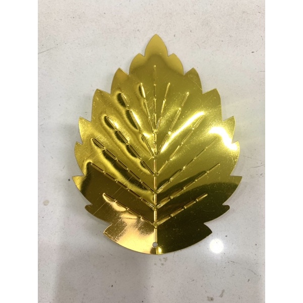 Lá kim tiền lớn ngang 6 cm