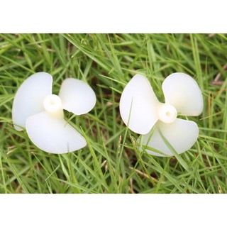 Cặp chân vịt thuận nghịch 3 lá nhiều kích thước trục 2mm