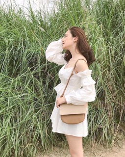 Váy Trắng Trễ Vai